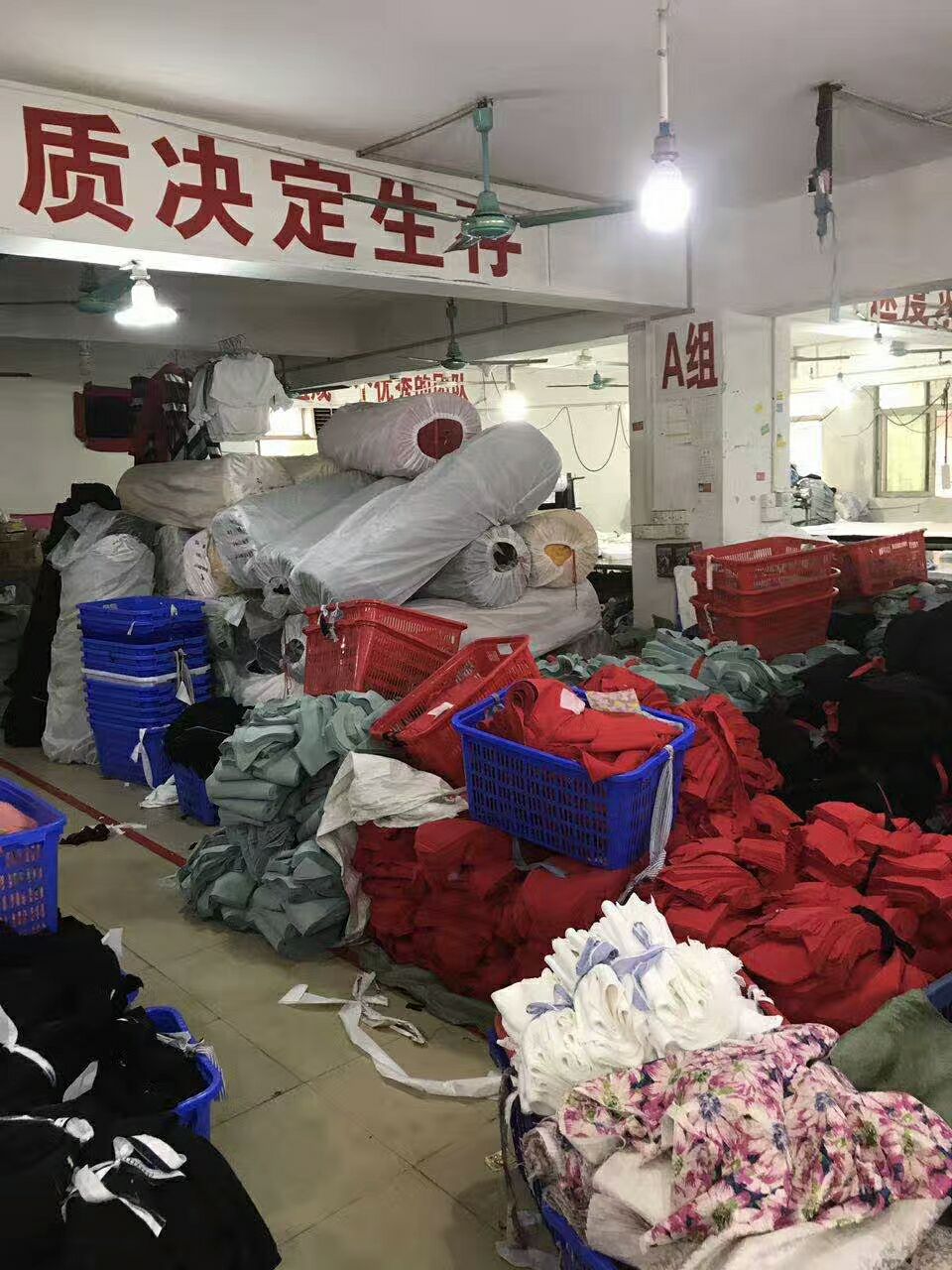 希梦女装工厂直销，免费招代理，一件代发不囤货！