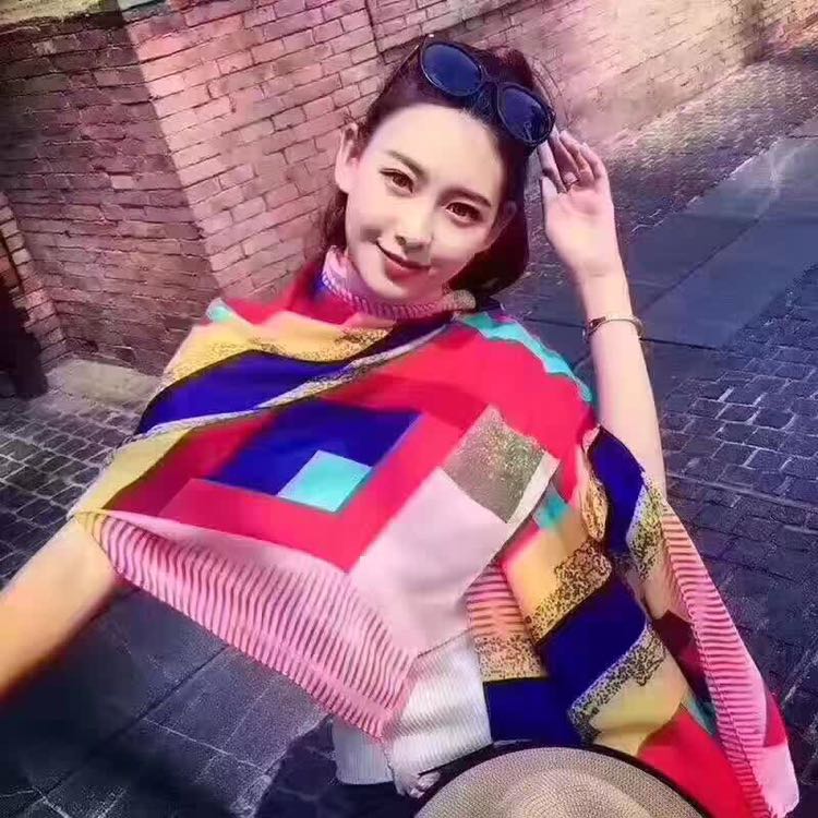 批发市场 薄利多销 精品女装