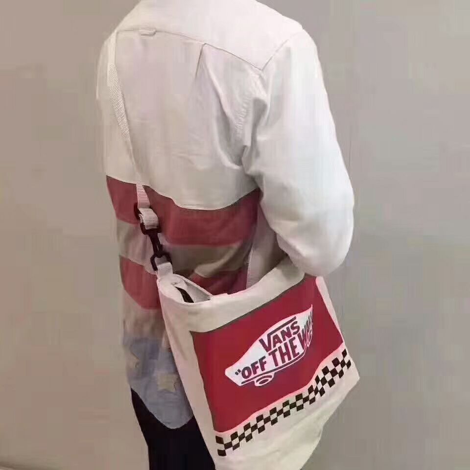 万斯潮流包包 招代理 一件代发