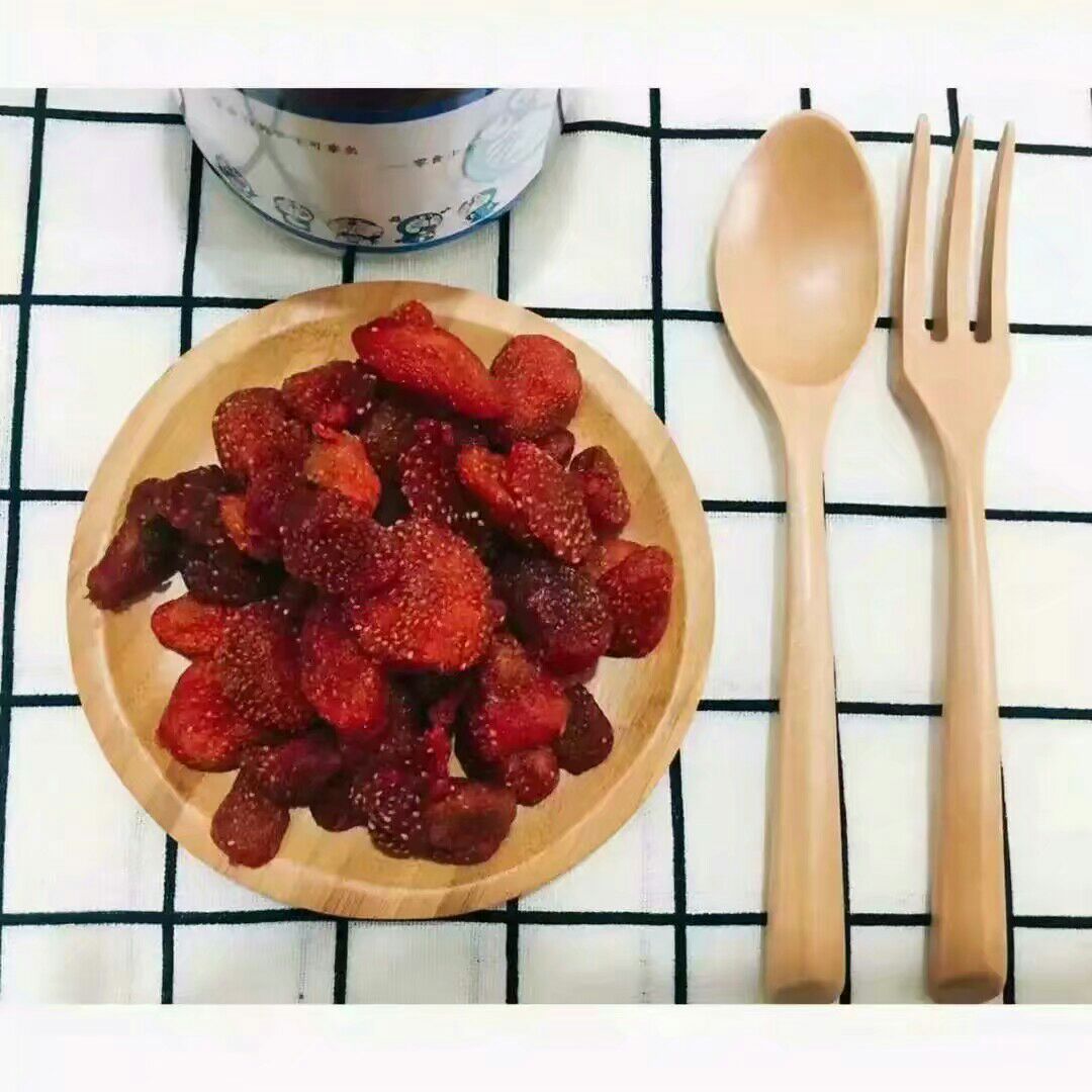 潮衣潮裤美妆零食招代理加盟