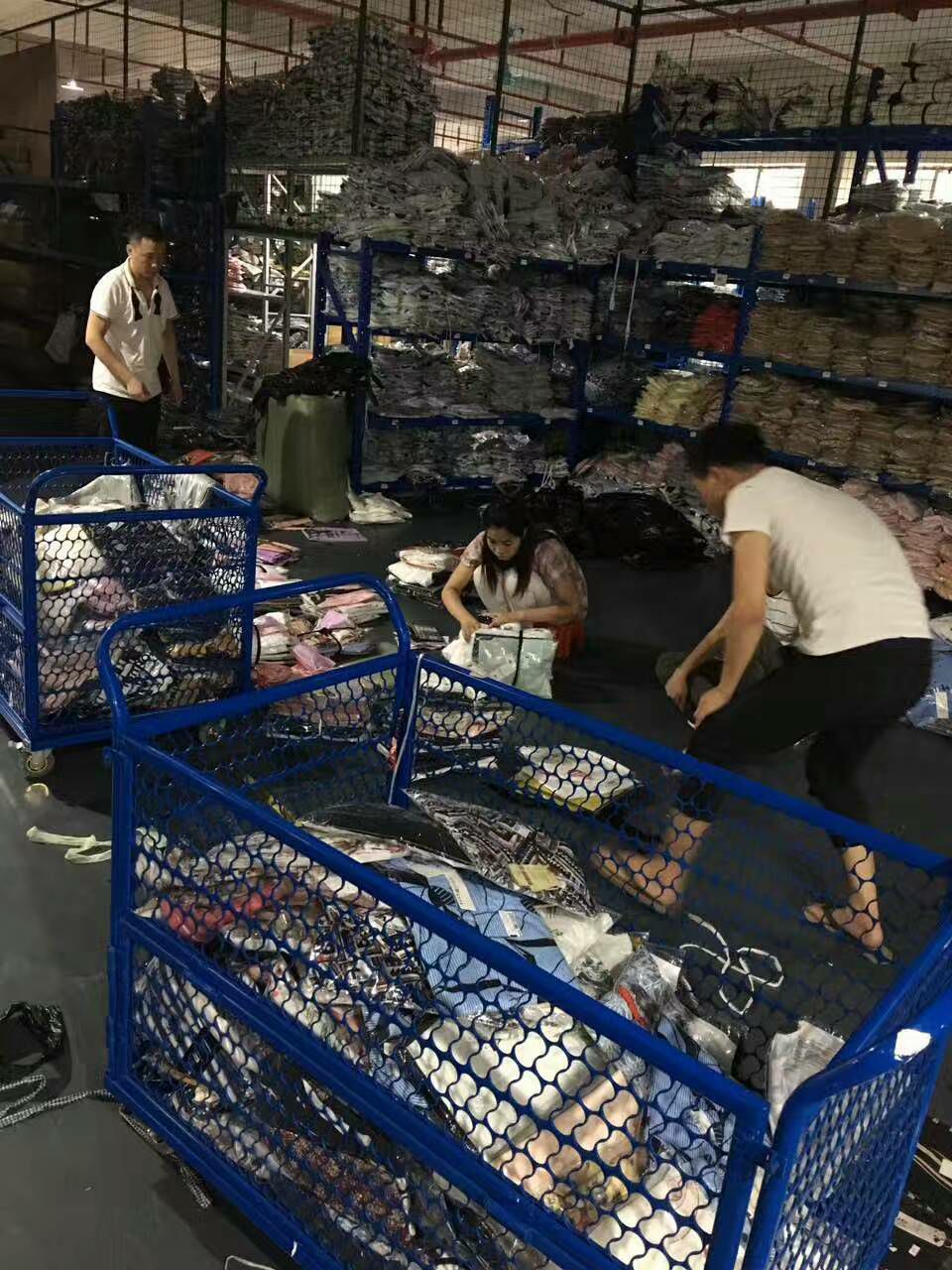 招服装代理【免费】，一手货源，让你与工厂零距离