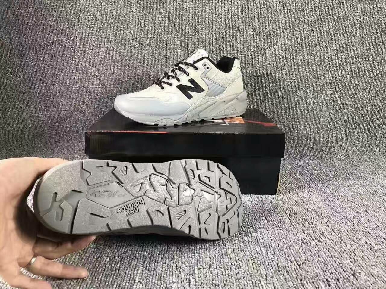 卖鞋，阿迪，耐克，aj，新百伦，想做代理来找我，欢迎加入！