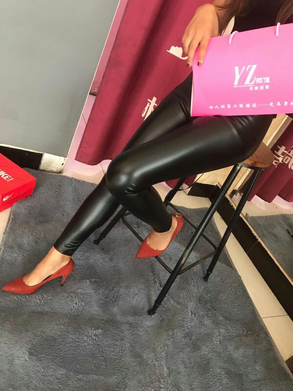 YZ皮裤+YZ瘦腿袜 平腹美体，提拉臀型，收塑腿型