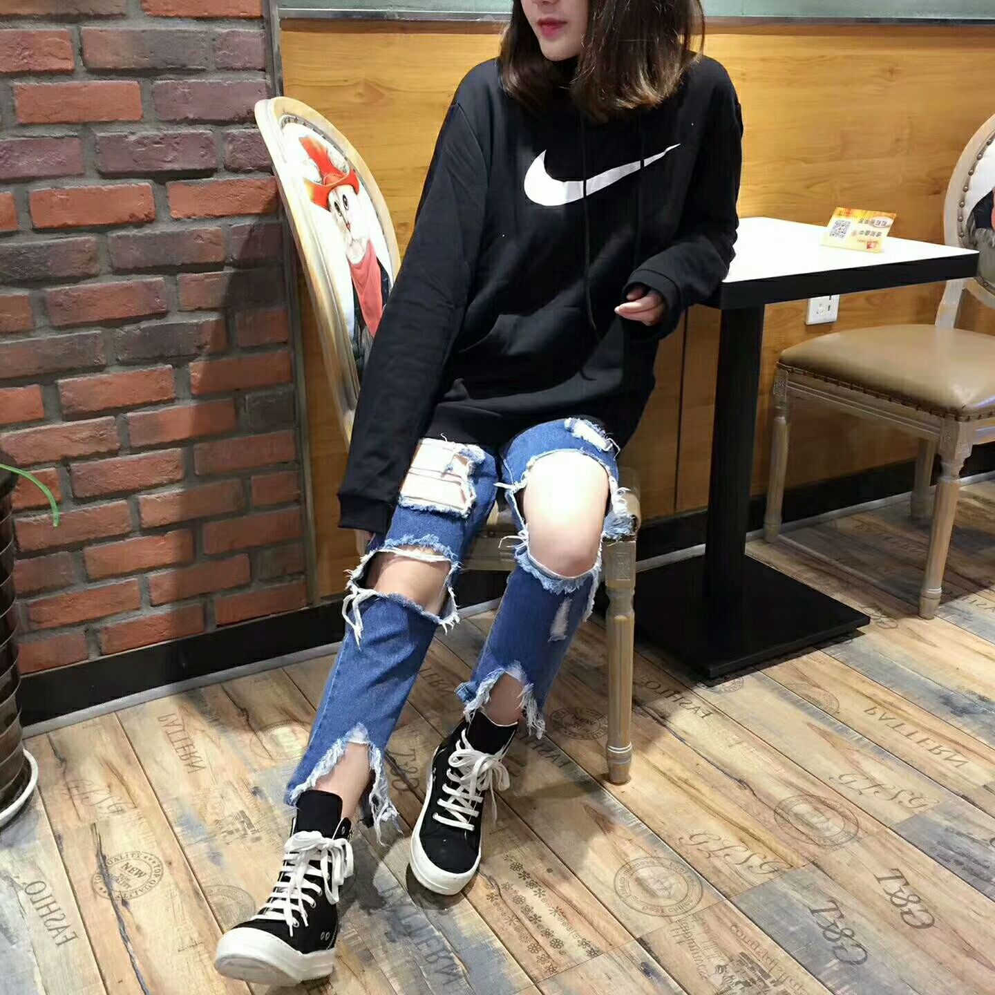 时尚精品衣服货源 厂家直销 招代理