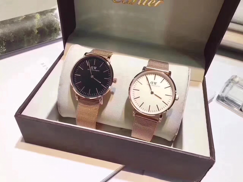 品牌腕表一手货源，自家工厂招收代理，一件代发