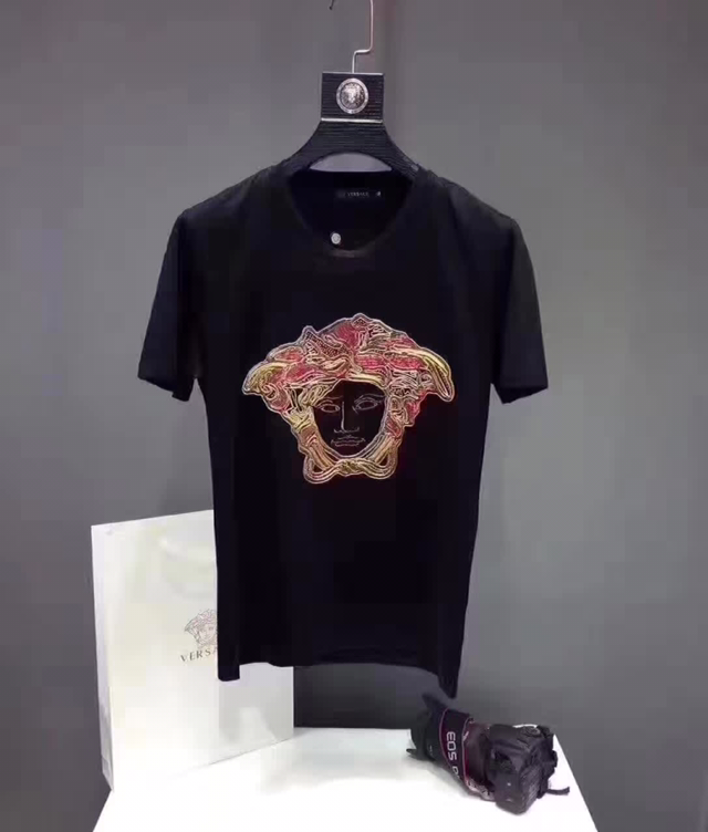 潮牌大牌服饰货源 厂家直接一件代发 利润最大化给代理