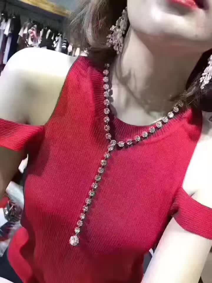 批发市场 薄利多销 精品女装