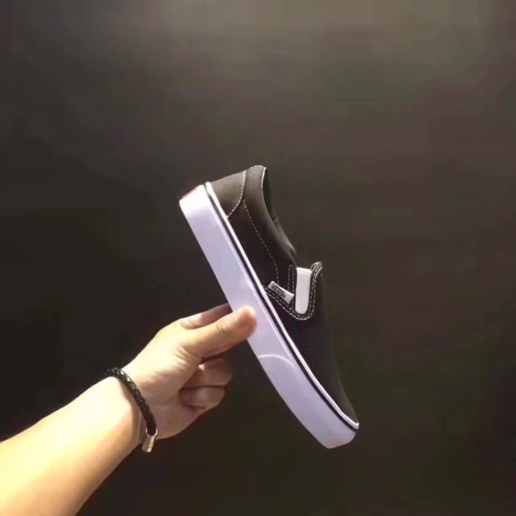 潮鞋一手精品货源 免费做代理