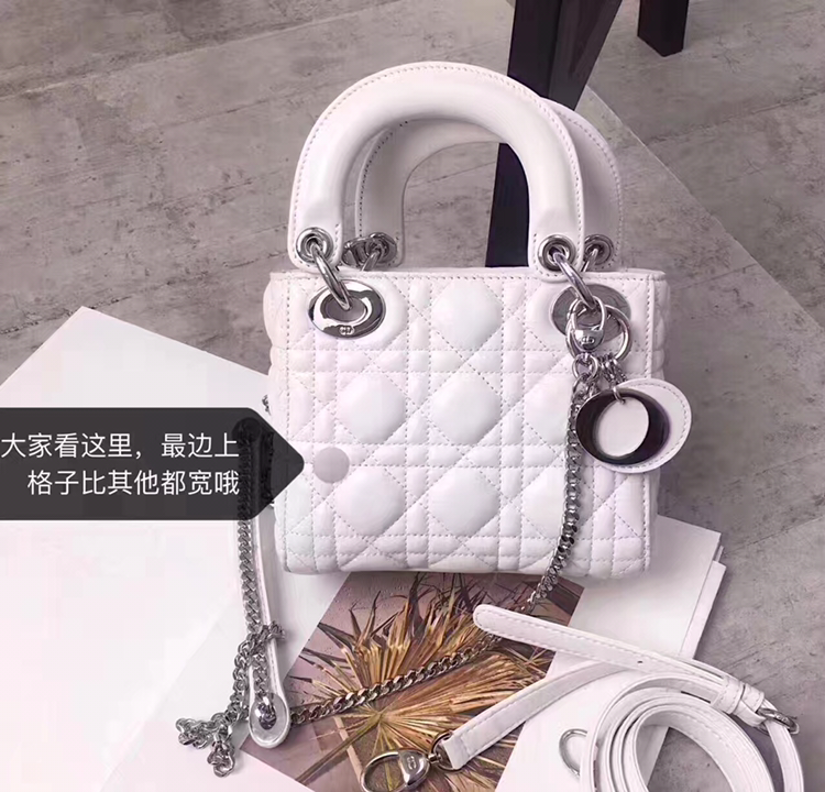 本人卖包包，工厂直发，现做，和正品绝对没差，可以加微信了解