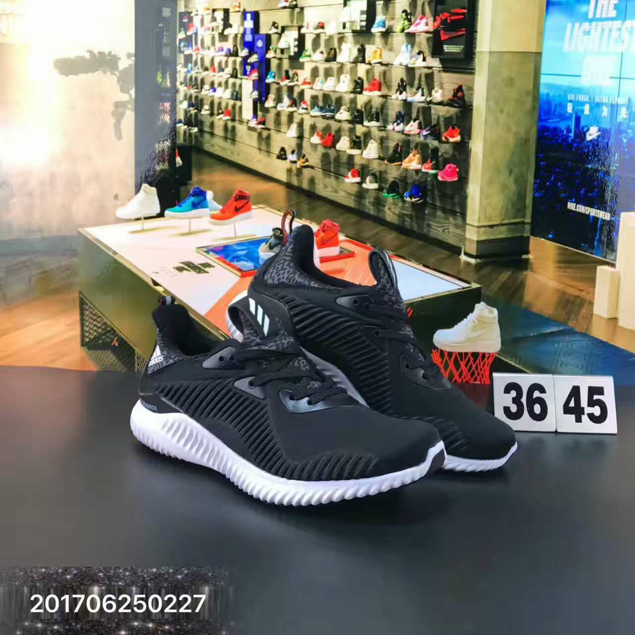 真标复刻潮鞋名表，66元诚招代理，一件代发