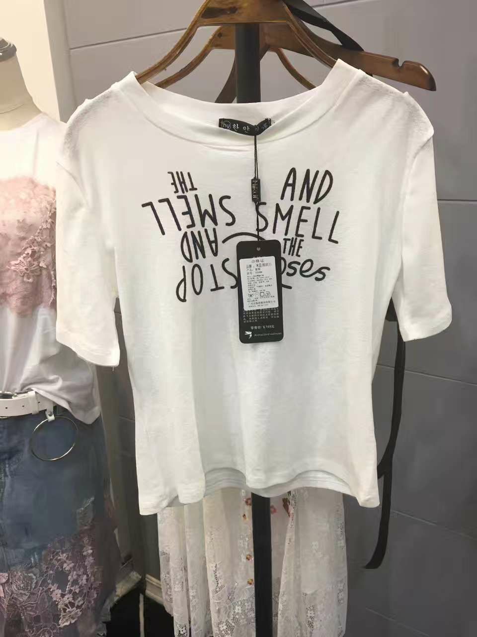 女装工厂招代理 只要你想来不怕你不会