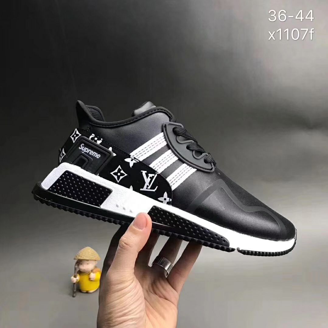 各种品牌鞋子免费诚招微信代理，实体店专卖批发，支持货到付款！