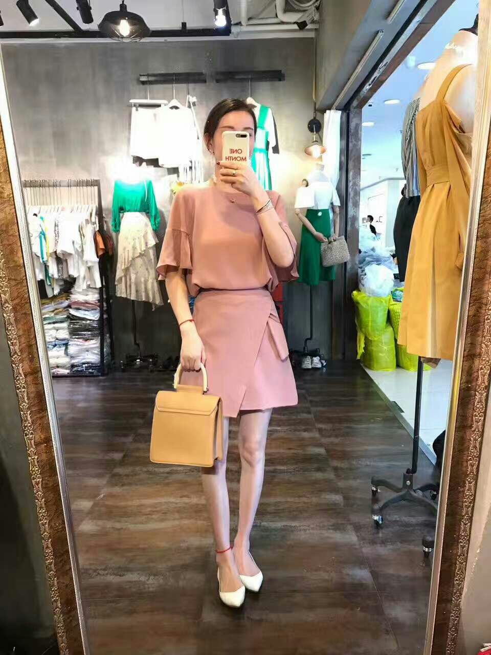 杭州四季青，广州十三行，哈尔滨实体女装批发