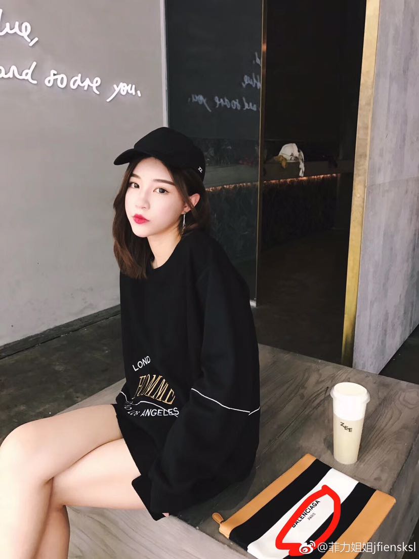 各大网红家原版美衣货源 厂家直供 一件代发