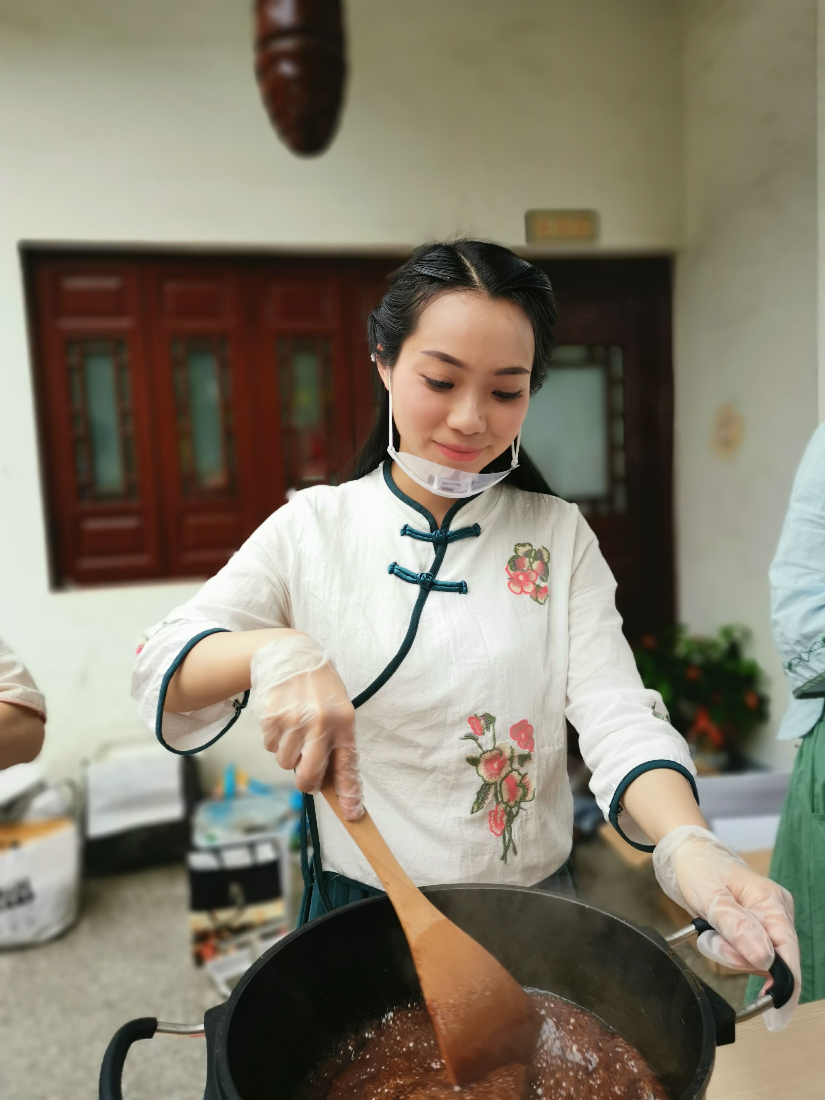 66姨熬制的阿胶糕 补气养血 美容养颜 无添加