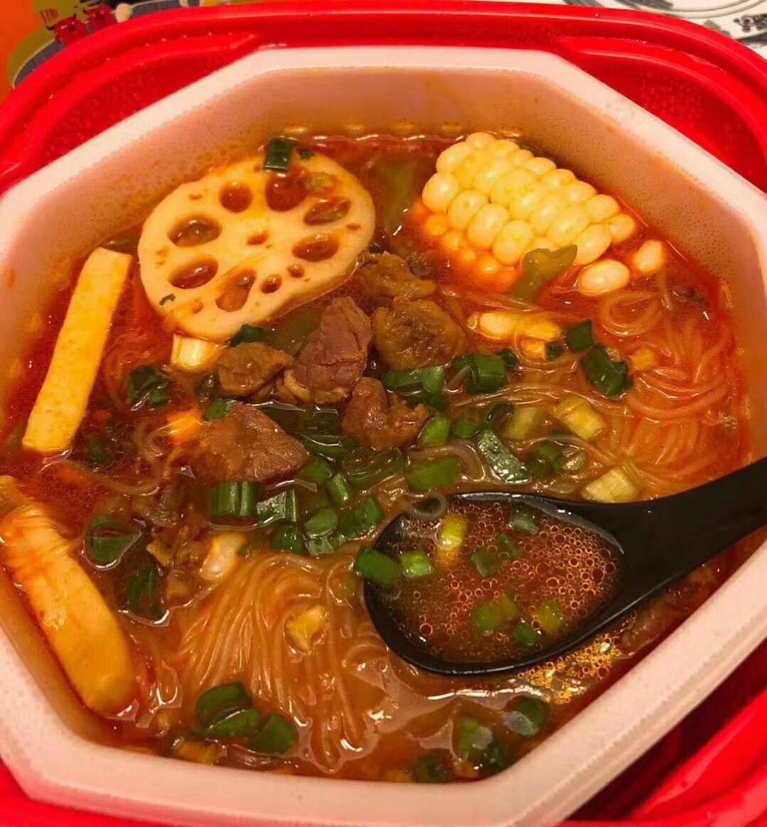 麻辣冷吃，手工糖，自煮火锅，舌尖上的美味，给你不一样的体验！