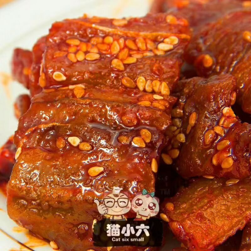 猫小六零食产品 老幼都可以吃 品种很多