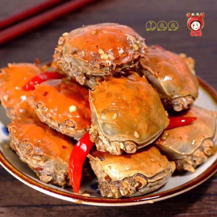 王小小吮指香辣蟹