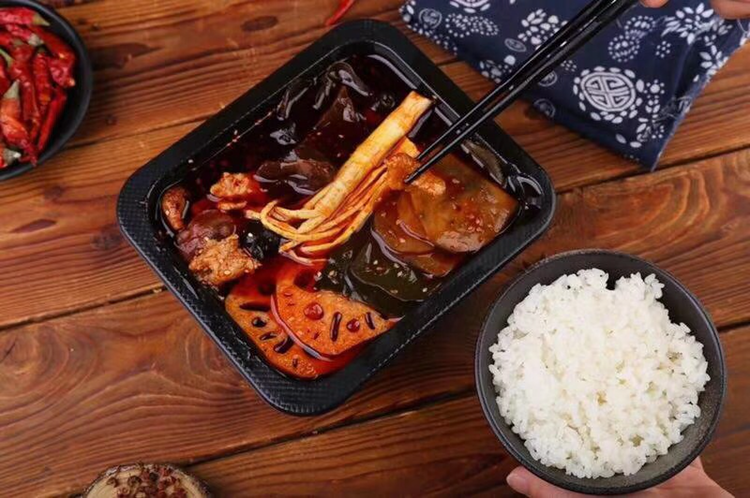 自煮小火锅、冷串串方便，美味！期待你的加入