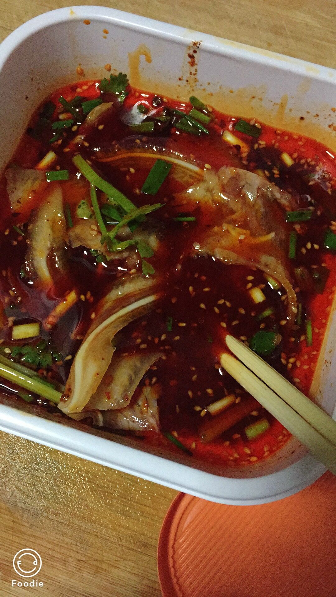 秀秀美食街，让你一边吃，一边挣钱钱。。