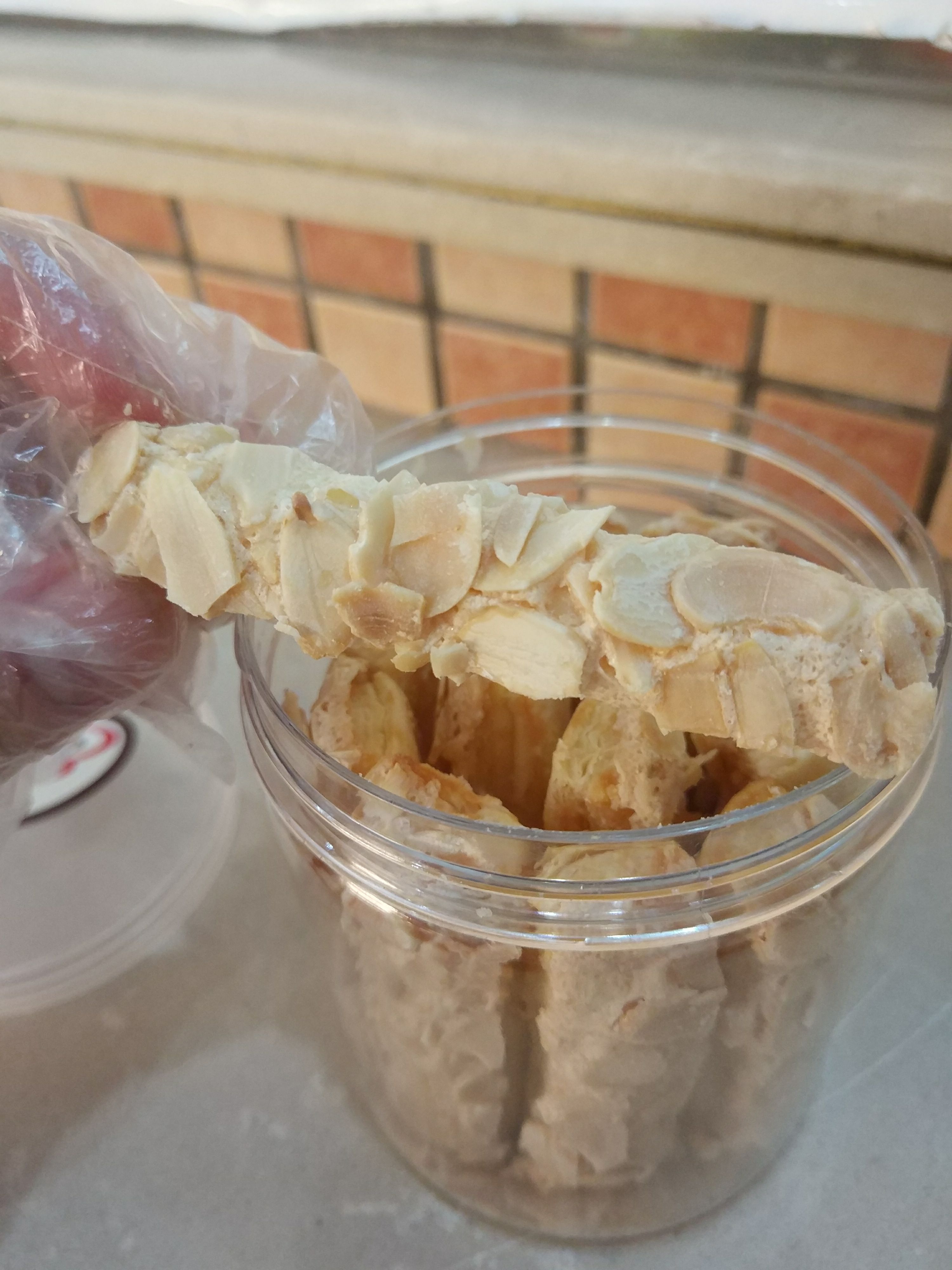 纯自己制作各饼干，零售批发，请大家多多支持