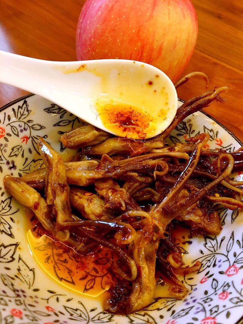 自贡冷吃牛肉·冷吃兔、掌中宝、麻辣鸡尖；想想都巴适