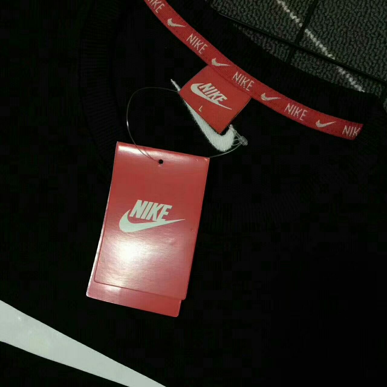 耐克阿迪鞋服货源 原装正品 价格便宜