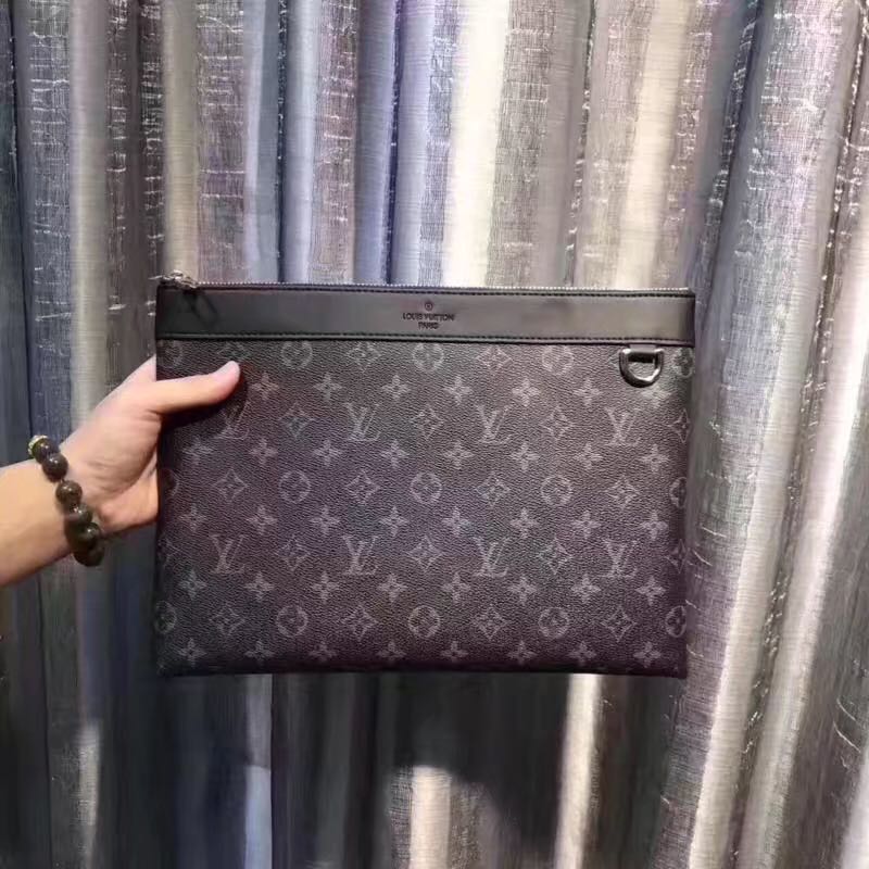各种潮牌衣服鞋子 手表钱包全部都有 全国招收代理