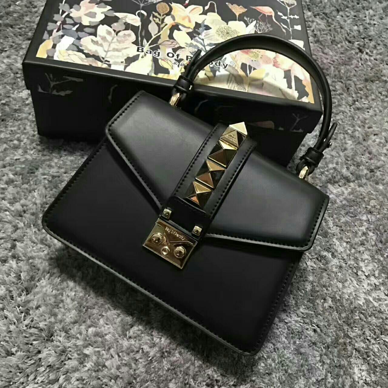 UGG新款棉鞋雪地靴 招免费代理 一件代发 无需囤货