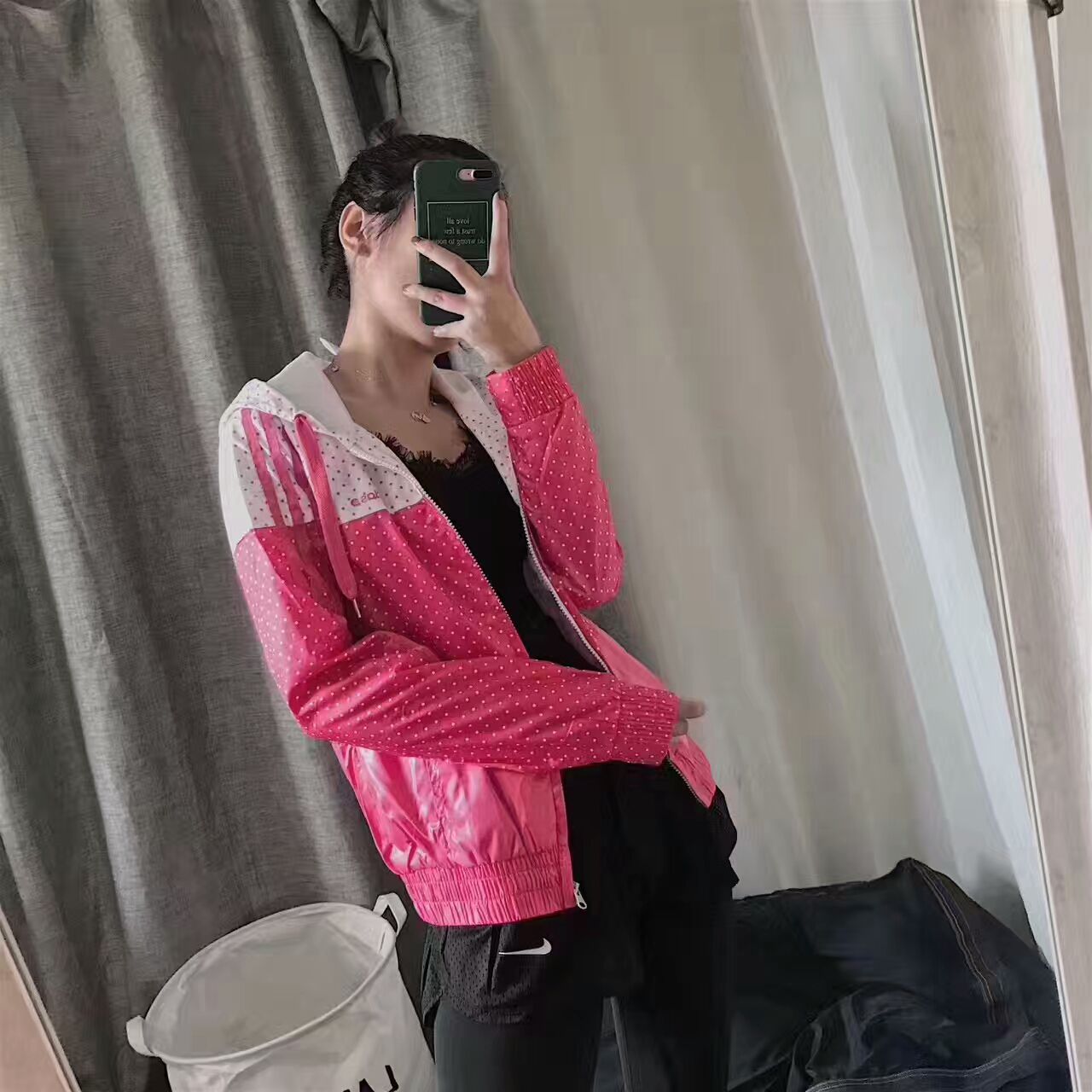 阿迪斯秋季爆款服饰 年年流行 男女合适