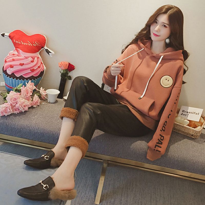 鬼瑜服装店招代理 主营精品潮流女装