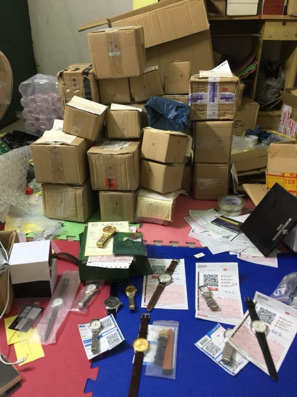站西钟表档口招收代理 无需代理费 厂家直销