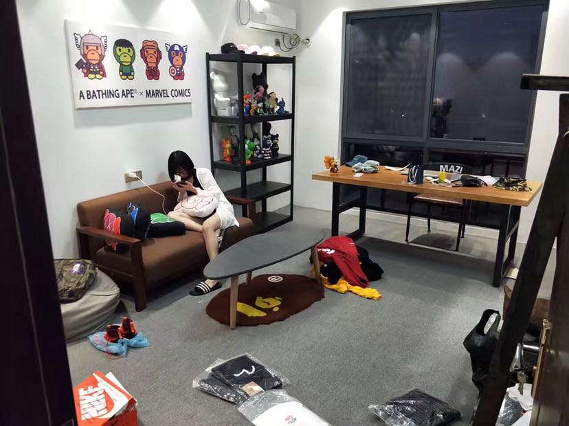专注潮牌复刻工作室 全网最低价 招收代理