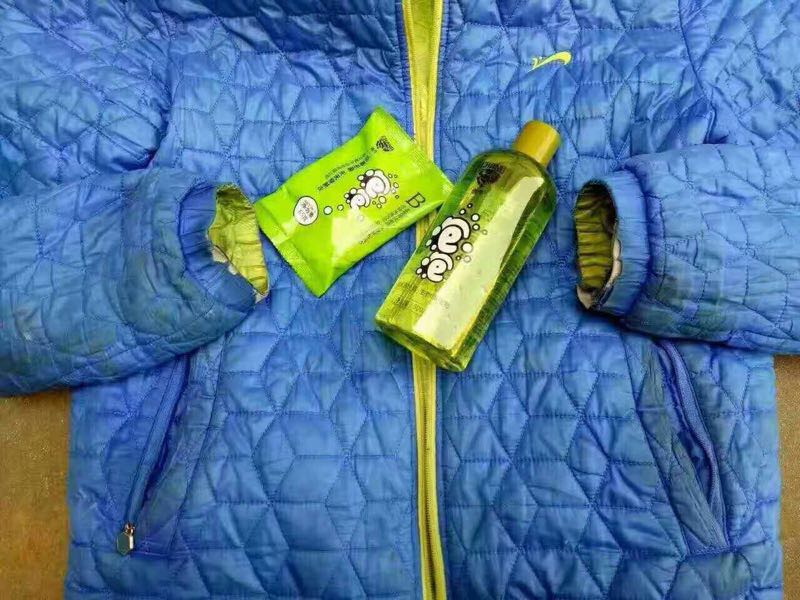 潮牛泡泡新一代有氧洗衣液，能去除久致发黄，霉斑，水果渍