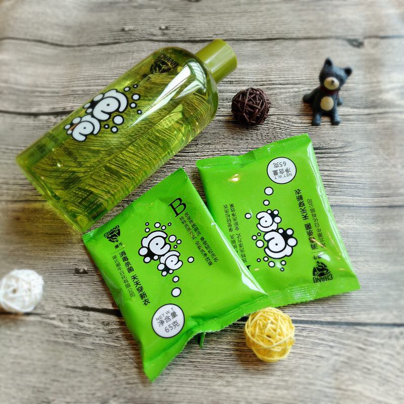 潮牛泡泡新一代有氧洗衣液，能去除久致发黄，霉斑，水果渍