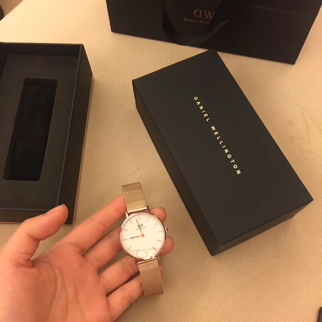 香港发货 dw丹尼尔惠灵顿手表 支持验货 诚招代理