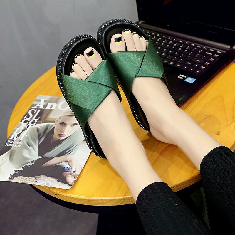 淘宝女装货源，一件代发，可批发，免费招代理