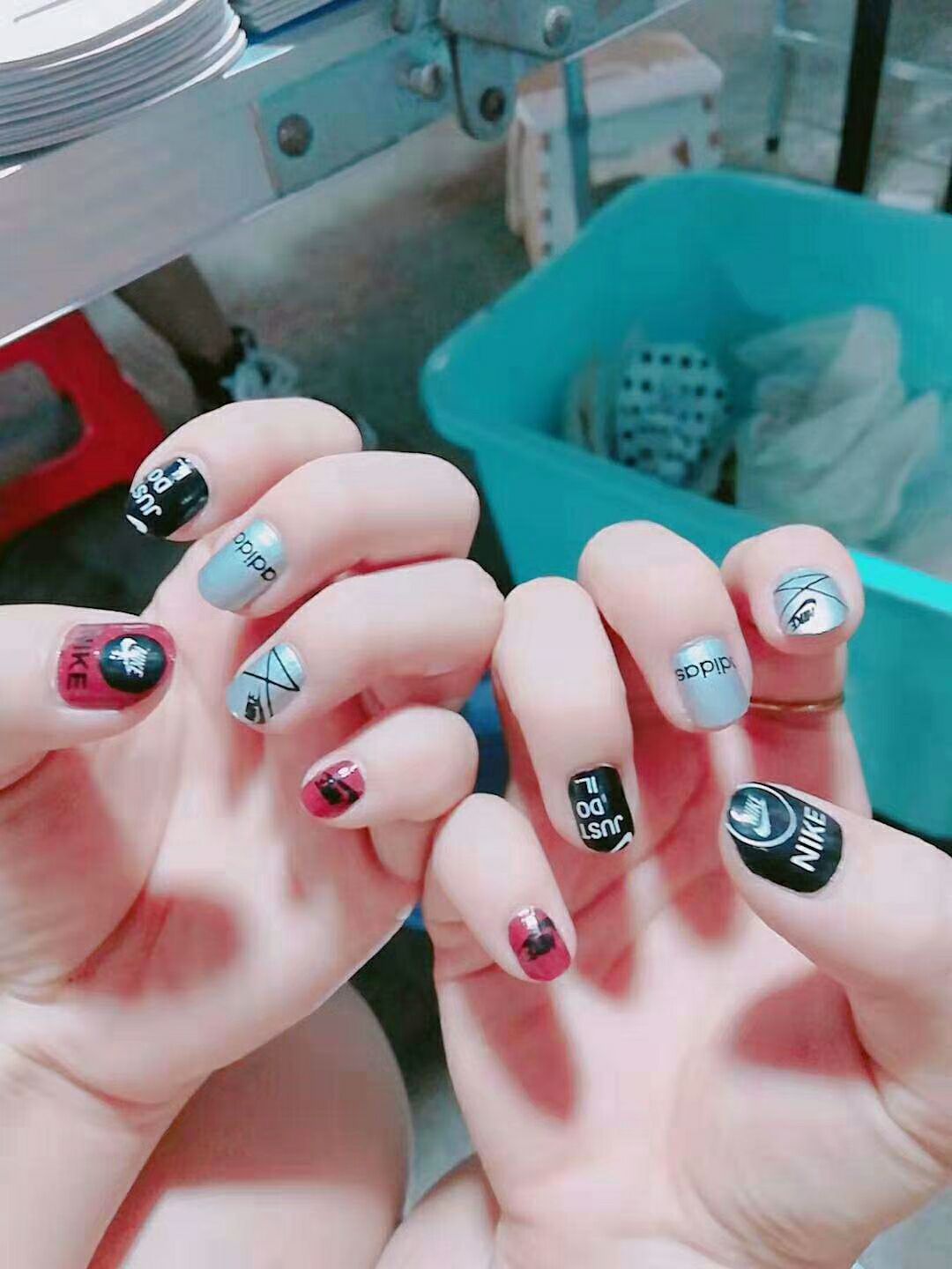 名仕美甲贴招代理 可一件代发 教推广