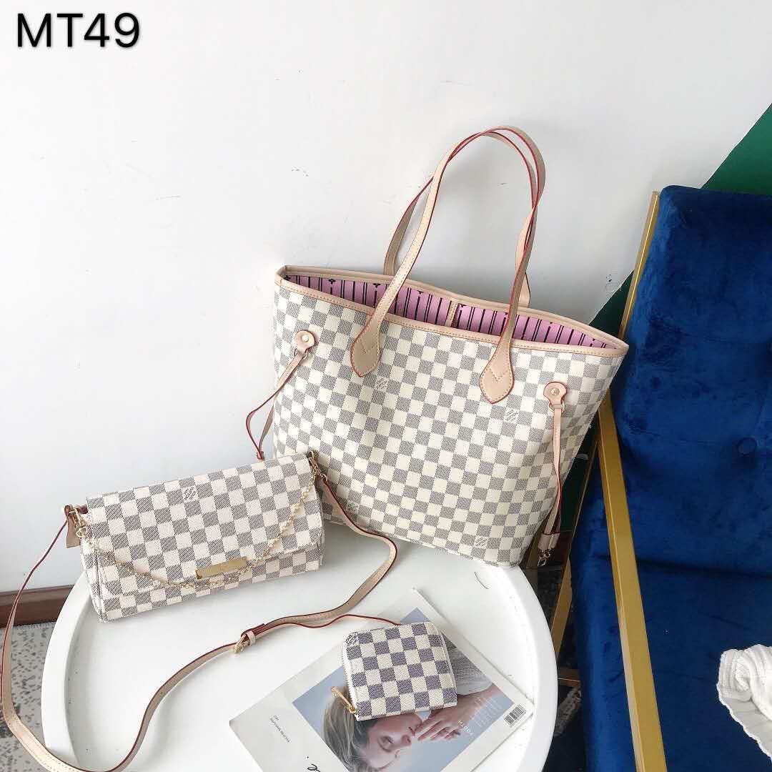 大牌女包 饰品店化妆品  1：1 出厂价格招代理