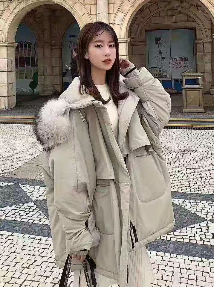 厂家直供羽绒服，款式多样，一件代发，供应电商，微商，实体均可