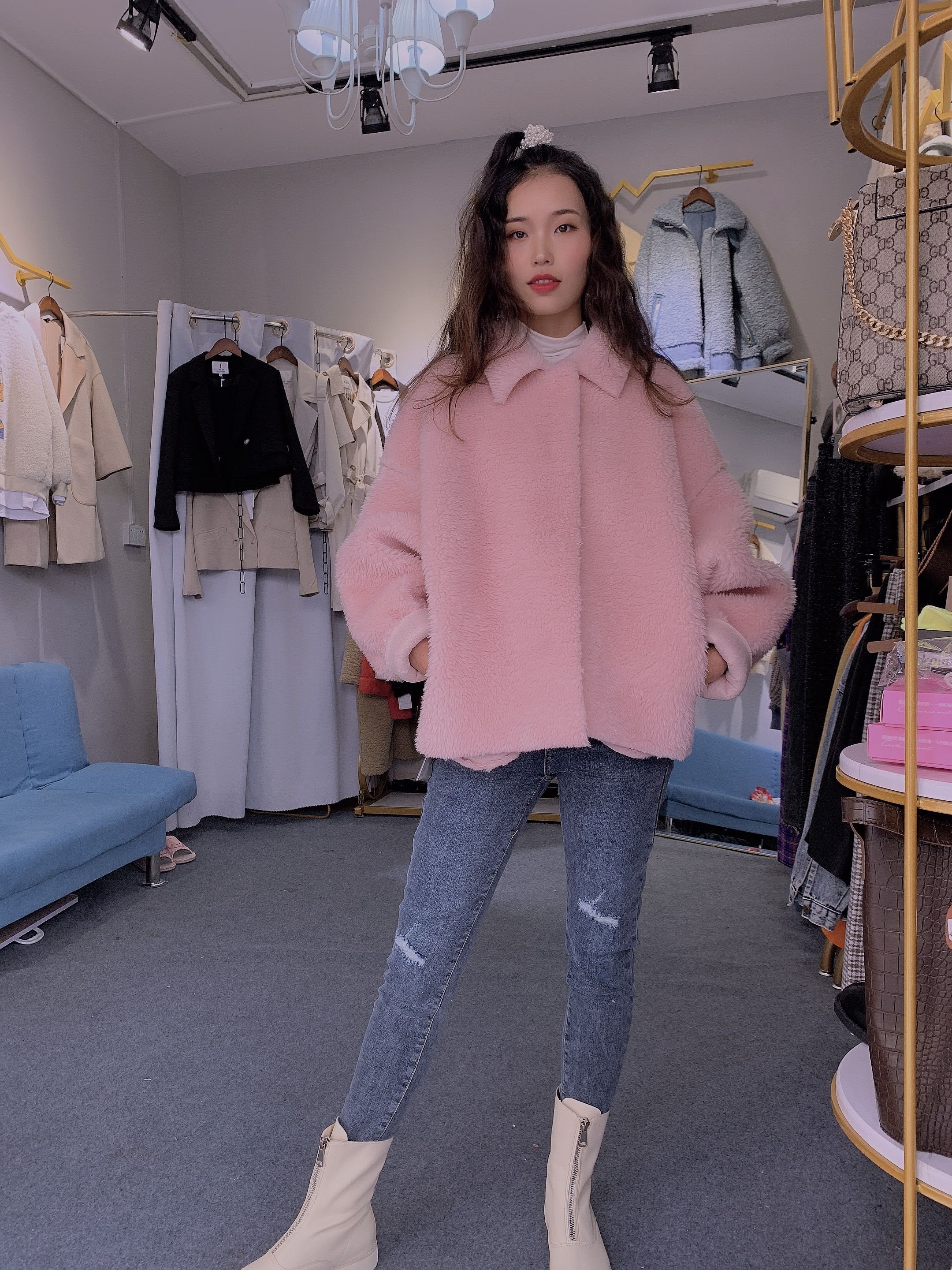 颜依家服装货源 教搭配 想要会穿衣服的加我