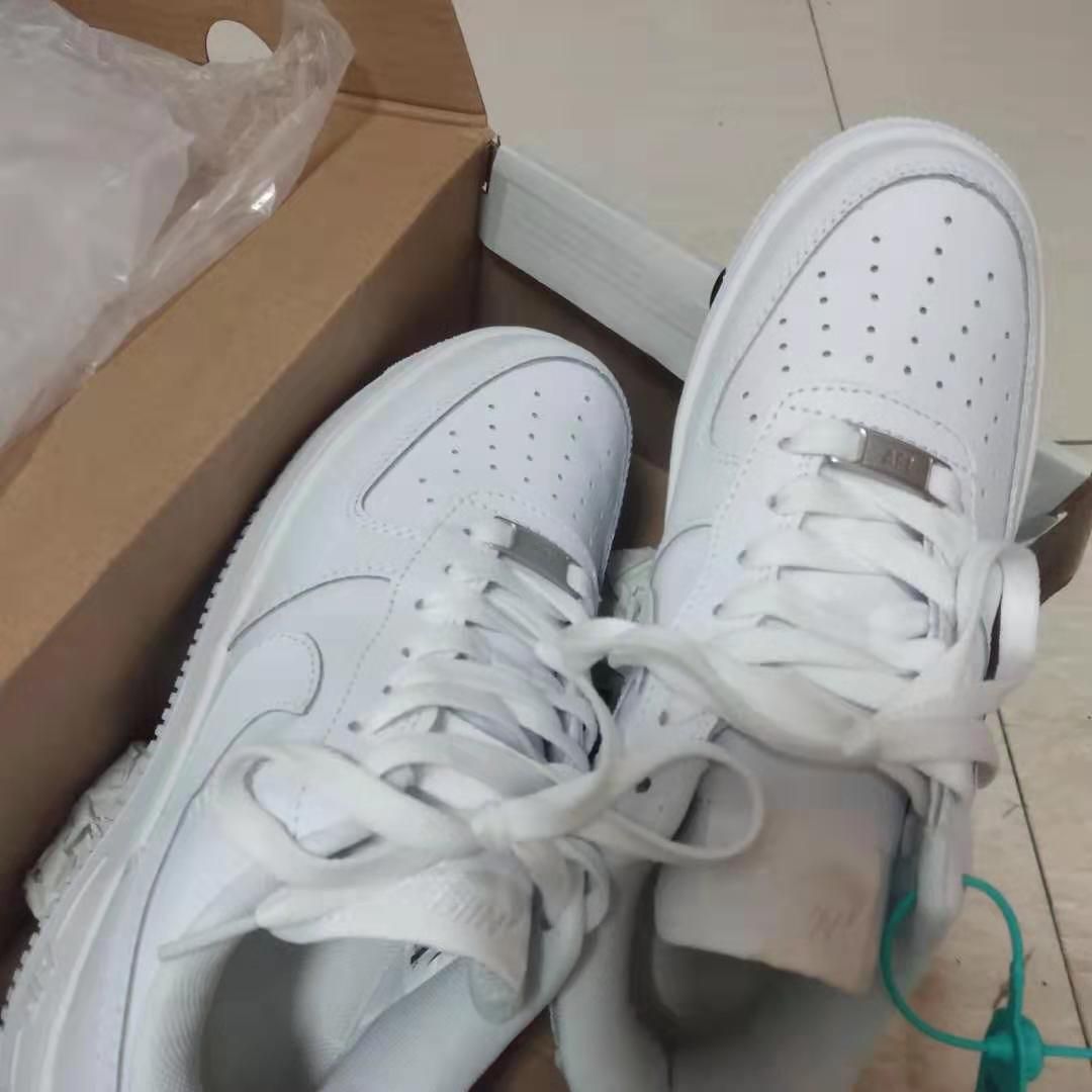 阿迪耐克匡威万斯 潮牌服饰鞋子  你想要的我都有