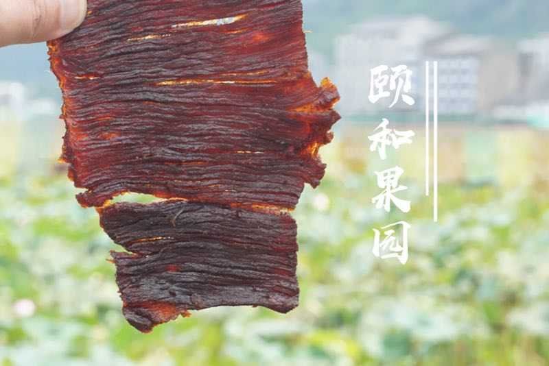 牛肉干真材实料，大片切块文火烘干，入口酱香