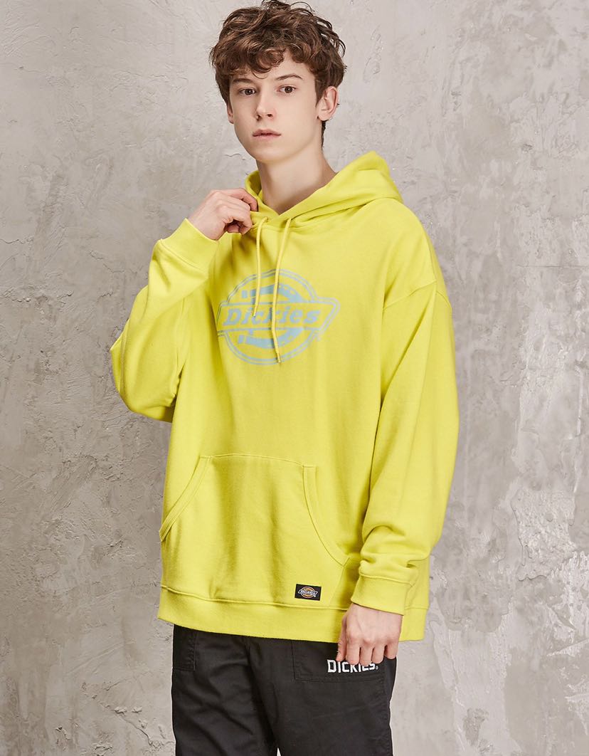 各种潮牌等你来拿 希望大家都来看看  衣服质量都很好