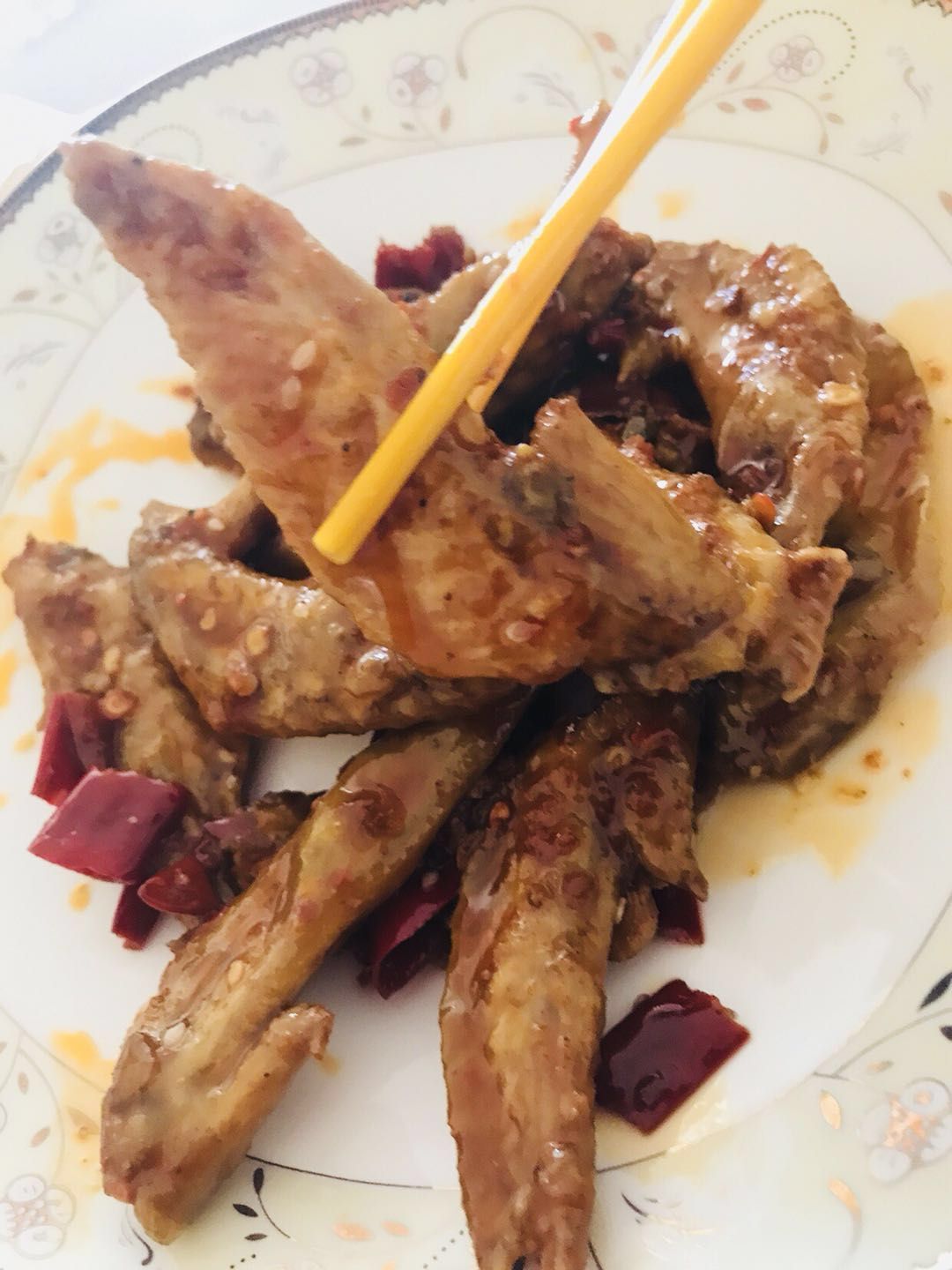 宝妈私厨，正宗川味美食，男女老少都可以吃哦！