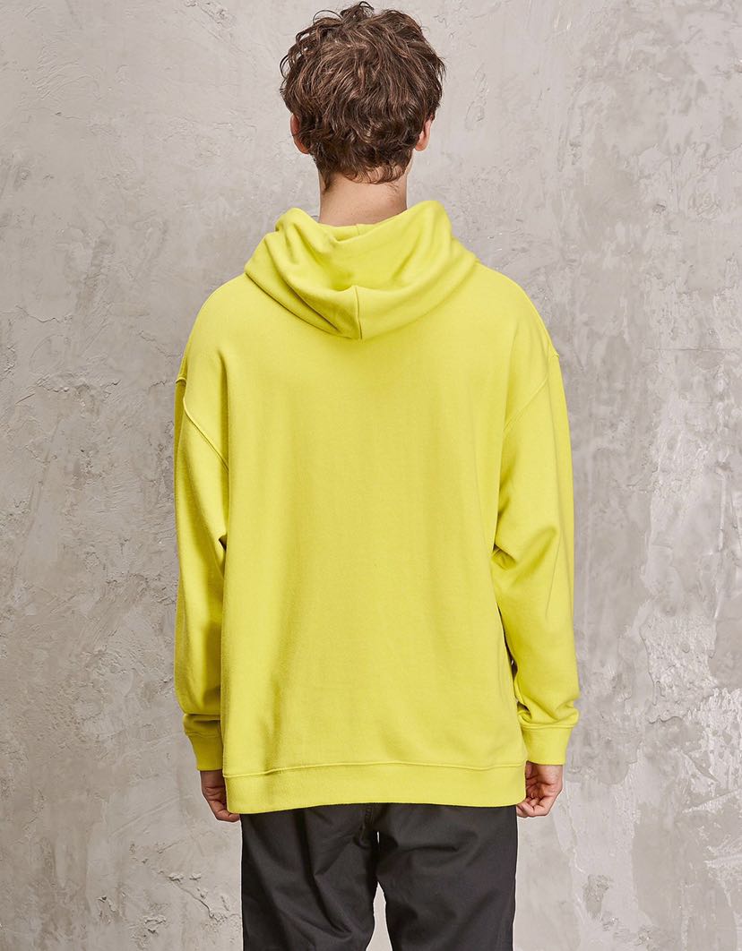 各种潮牌等你来拿 希望大家都来看看  衣服质量都很好