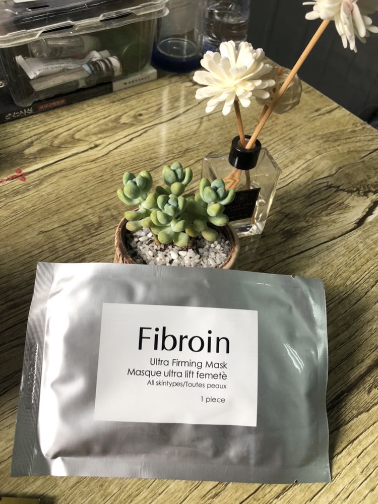 正品小F面膜招代理，一起赚钱吧