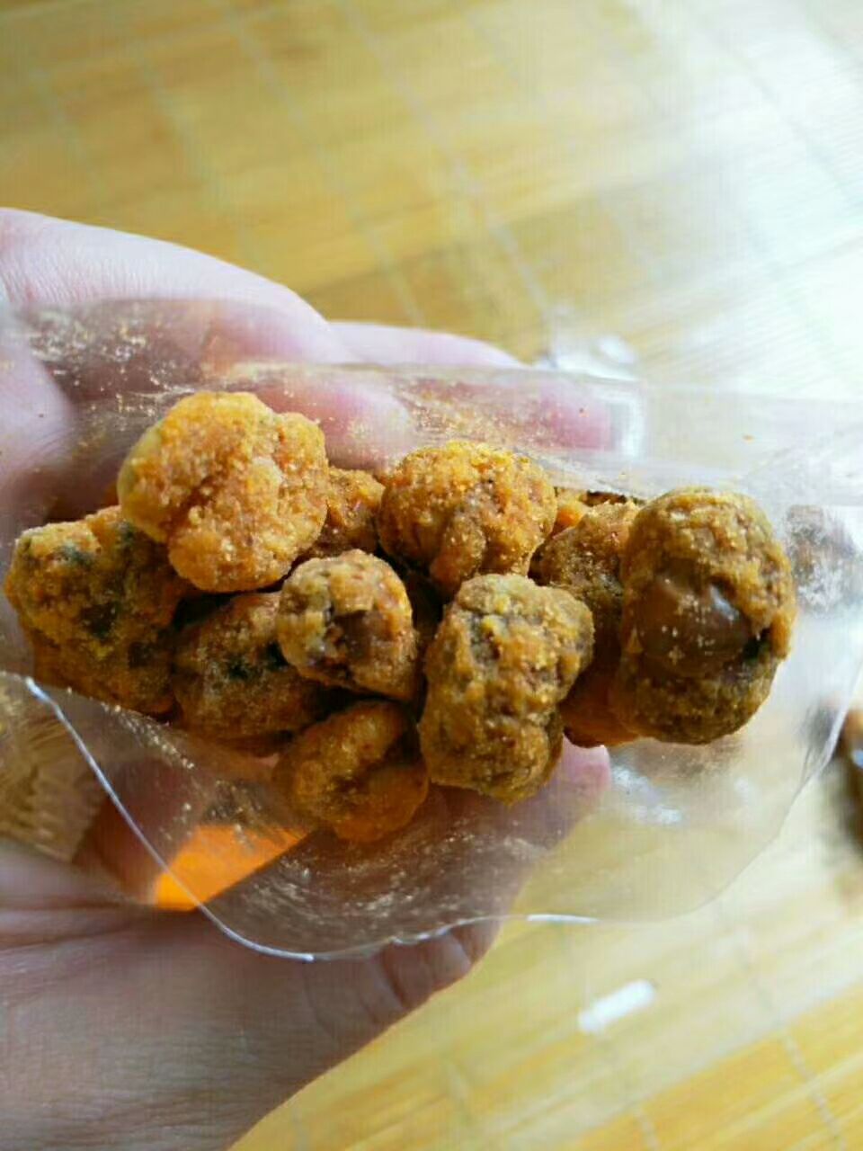 飨啧啧零食招代理9.9 一家你永远吃不够的零食