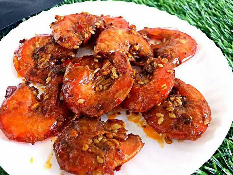 飨啧啧零食招代理9.9 一家你永远吃不够的零食