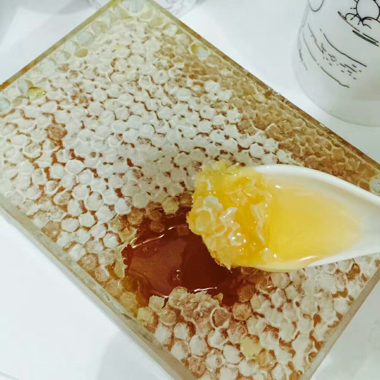 纯正蜂蜜 手工牛奶蜂蜜皂 蜂巢蜜 蜂皇浆